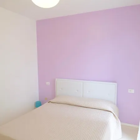 Borgo Dei Fiori Apartment *